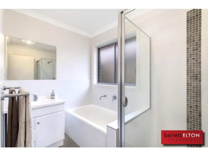 7 John Holt Street, Macgregor ACT 2615