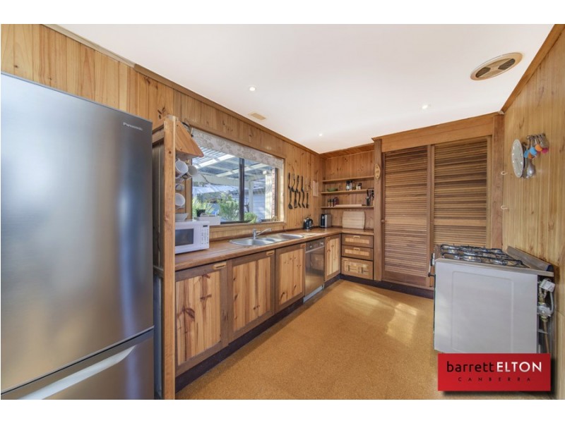 14 McQuade Close, Charnwood ACT 2615
