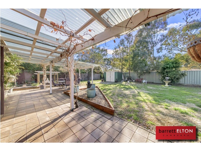 14 McQuade Close, Charnwood ACT 2615
