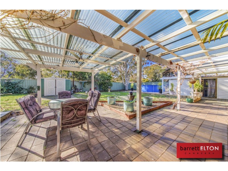 14 McQuade Close, Charnwood ACT 2615
