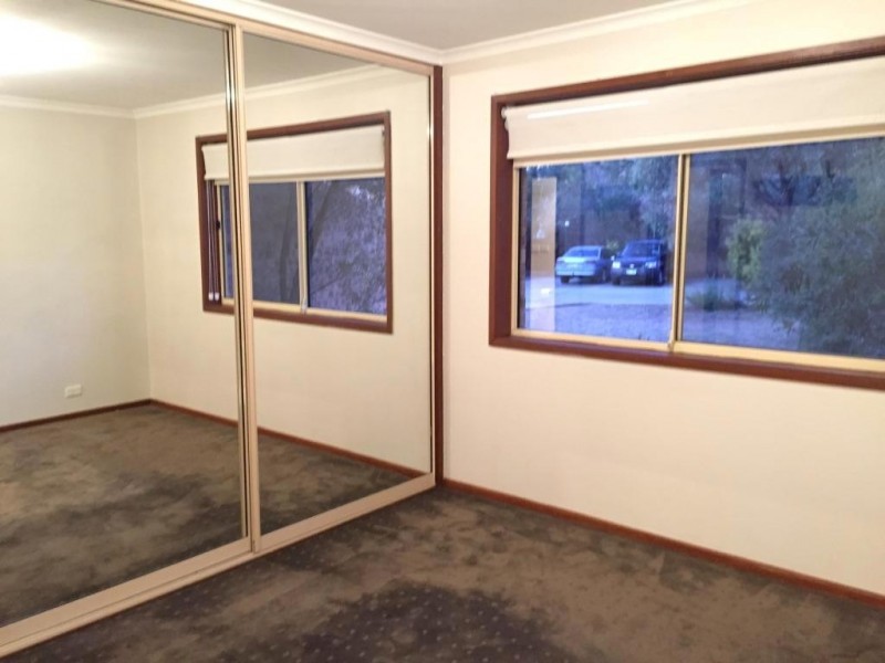12/28 Ringrose Crescent, Isaacs ACT 2607
