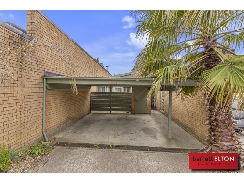 42 Gillespie Street, Weetangera ACT 2614