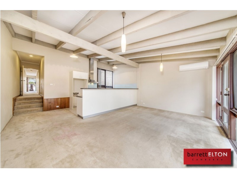 42 Gillespie Street, Weetangera ACT 2614