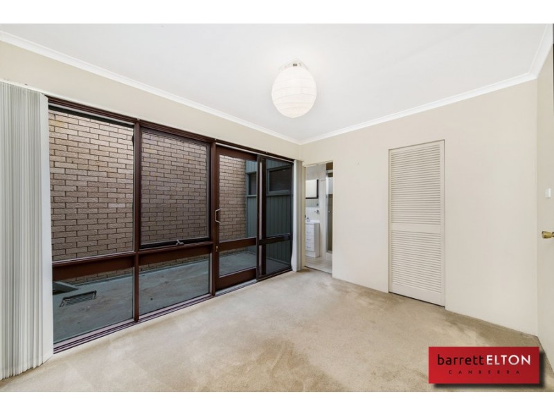 42 Gillespie Street, Weetangera ACT 2614