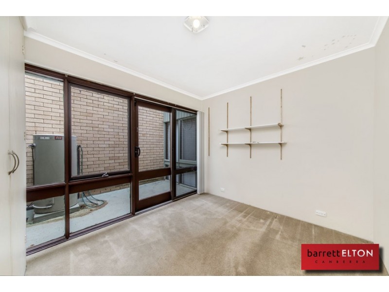 42 Gillespie Street, Weetangera ACT 2614