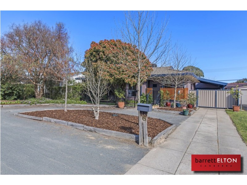 8 Milford Street, Latham ACT 2615
