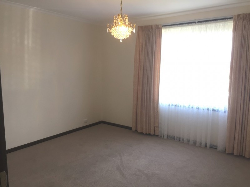 24 Barber Crescent, Flynn ACT 2615