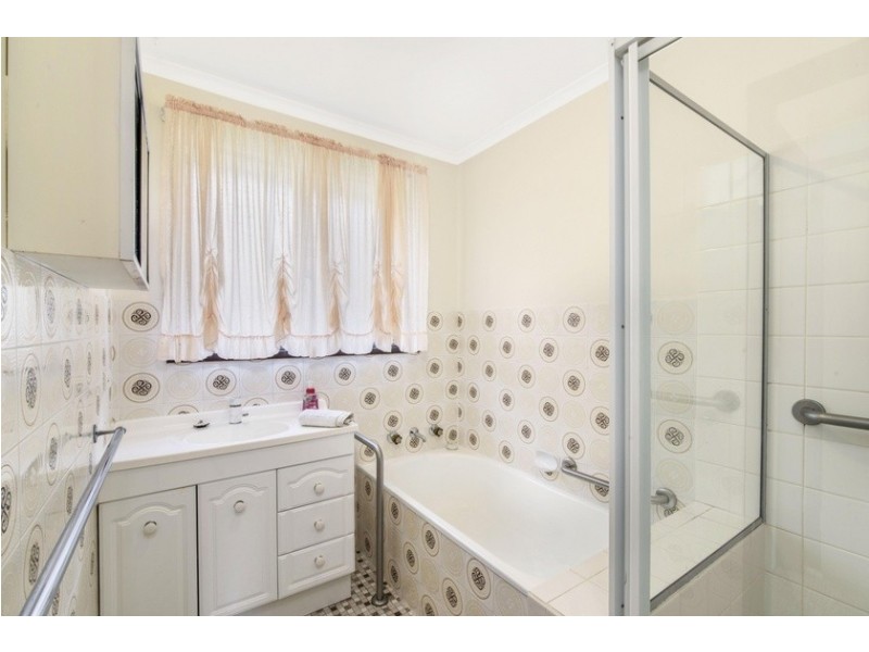 24 Barber Crescent, Flynn ACT 2615