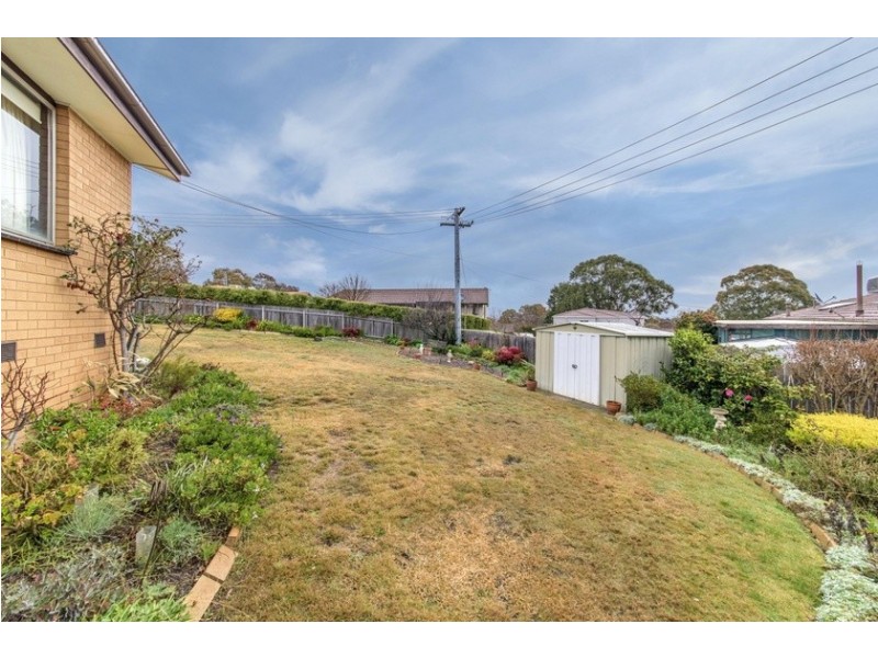 24 Barber Crescent, Flynn ACT 2615