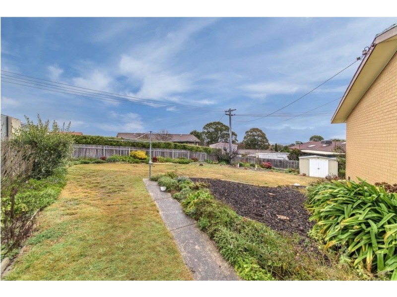 24 Barber Crescent, Flynn ACT 2615