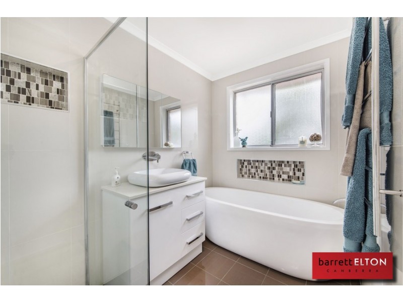 14 Mackay Crescent, Kambah ACT 2902