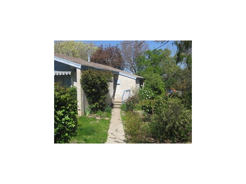 2 Curr Place, Kambah ACT 2902