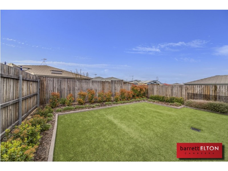 50 Hilda Kincaid Crescent, Macgregor ACT 2615