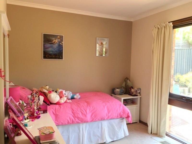 4 Laver Place, Melba ACT 2615