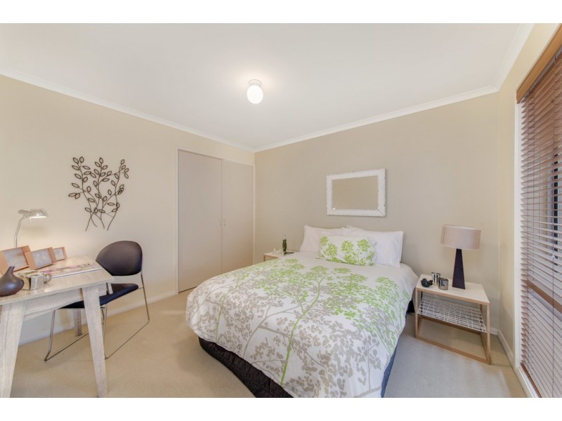 8/11 Hilton Close, Fadden ACT 2904