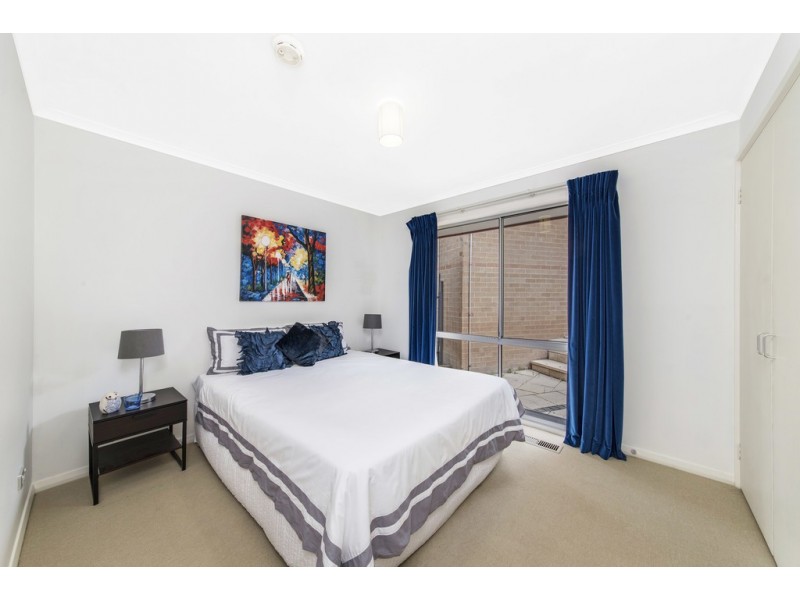 8/11 Hilton Close, Fadden ACT 2904