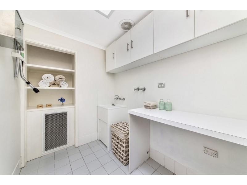 8/11 Hilton Close, Fadden ACT 2904