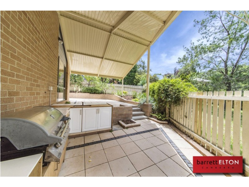 8/11 Hilton Close, Fadden ACT 2904