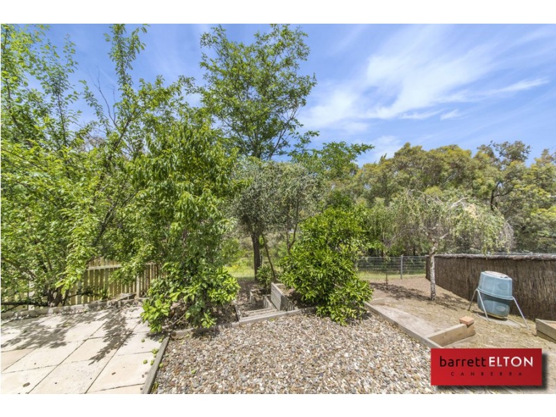 8/11 Hilton Close, Fadden ACT 2904