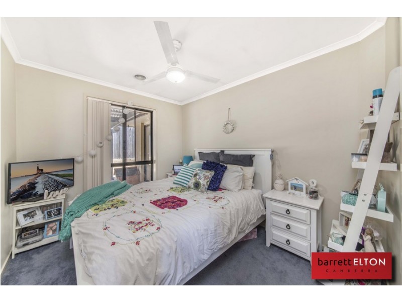 4 Swallow Street, Dunlop ACT 2615