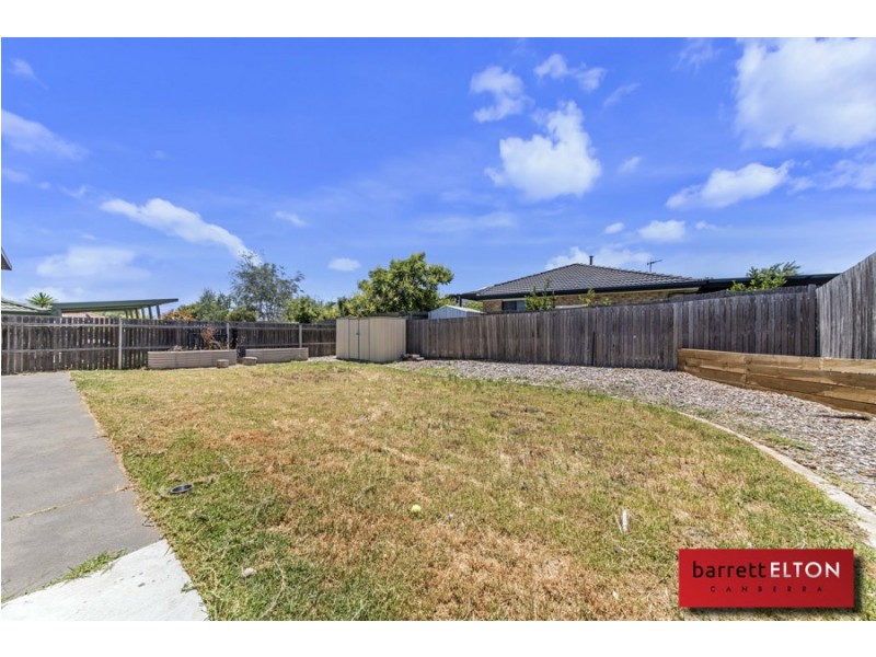 4 Swallow Street, Dunlop ACT 2615