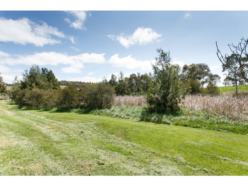 16 Kangaroo Close, Nicholls ACT 2913