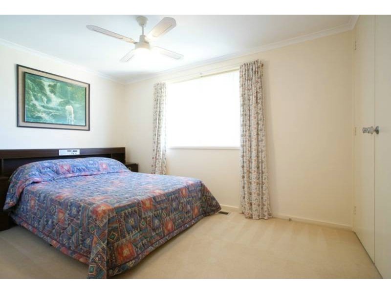 5 Pulleine Crescent, Macgregor ACT 2615