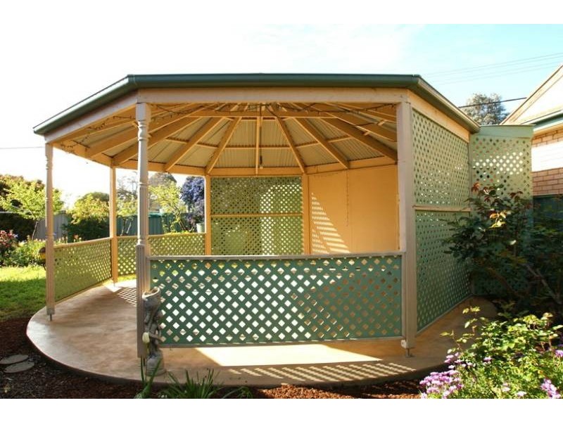 5 Pulleine Crescent, Macgregor ACT 2615