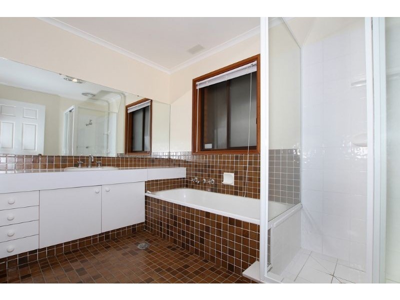6 North Place, Charnwood ACT 2615
