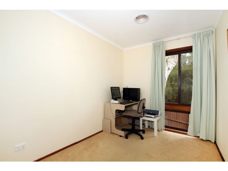 6 North Place, Charnwood ACT 2615