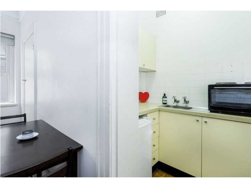 8/3 Crick Avenue, Elizabeth Bay NSW 2011