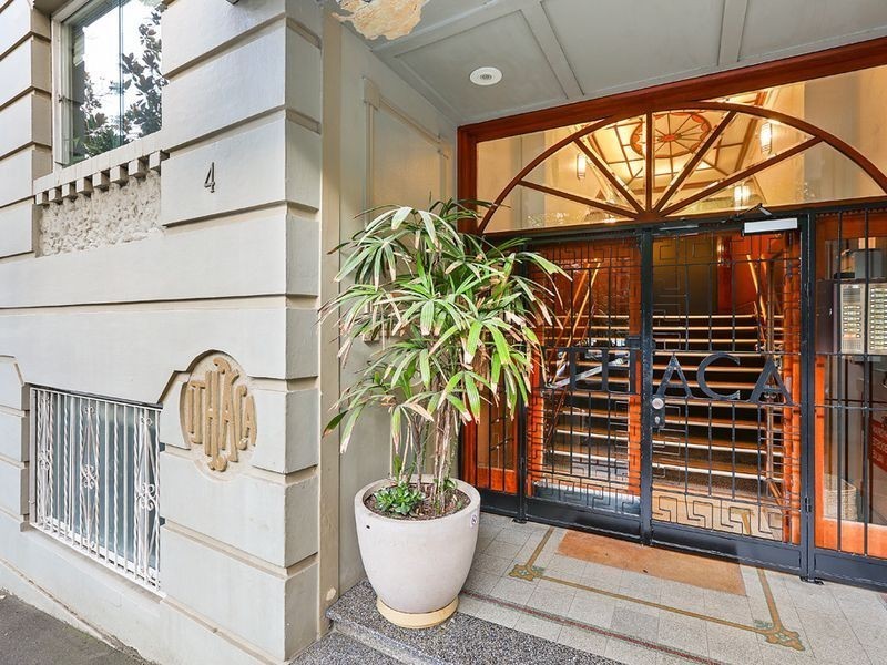 30/4 Ithaca Road, Elizabeth Bay NSW 2011