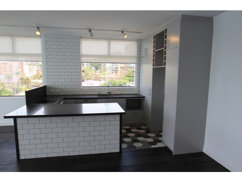 13/8-10 Billyard Ave, Elizabeth Bay NSW 2011