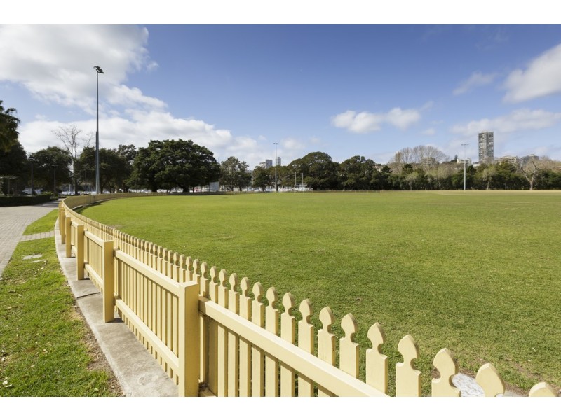 21/51 Roslyn Gardens, Elizabeth Bay NSW 2011