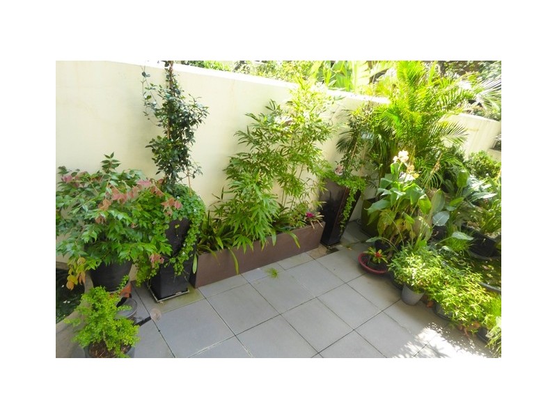 C102/2A Elizabeth Bay Road, Elizabeth Bay NSW 2011