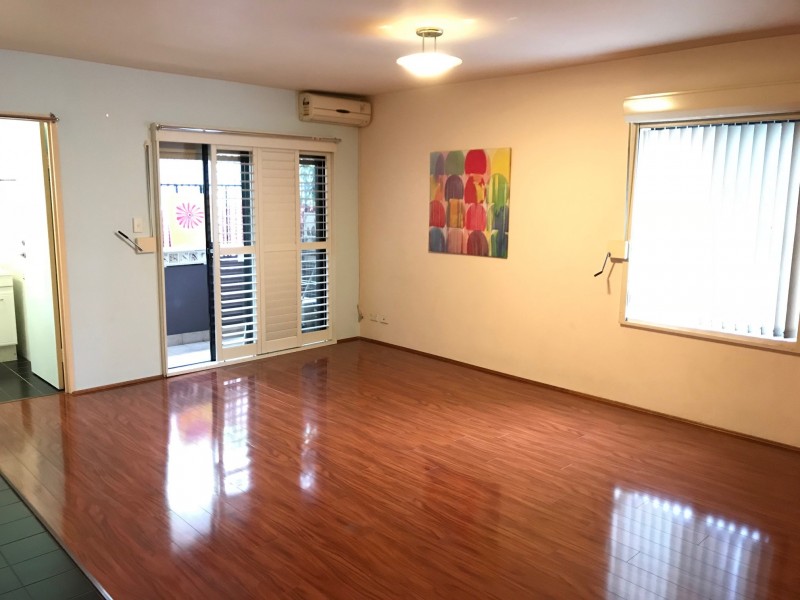 6/128 Cathedral Street, Woolloomooloo NSW 2011