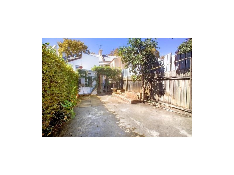 355 South Dowling Street, Darlinghurst NSW 2010
