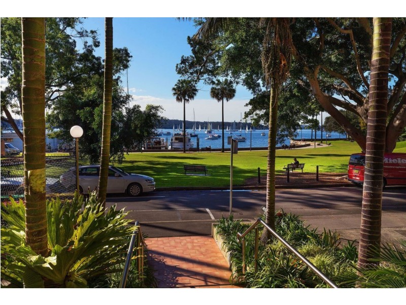 64/5-7 The Esplanade, Elizabeth Bay NSW 2011