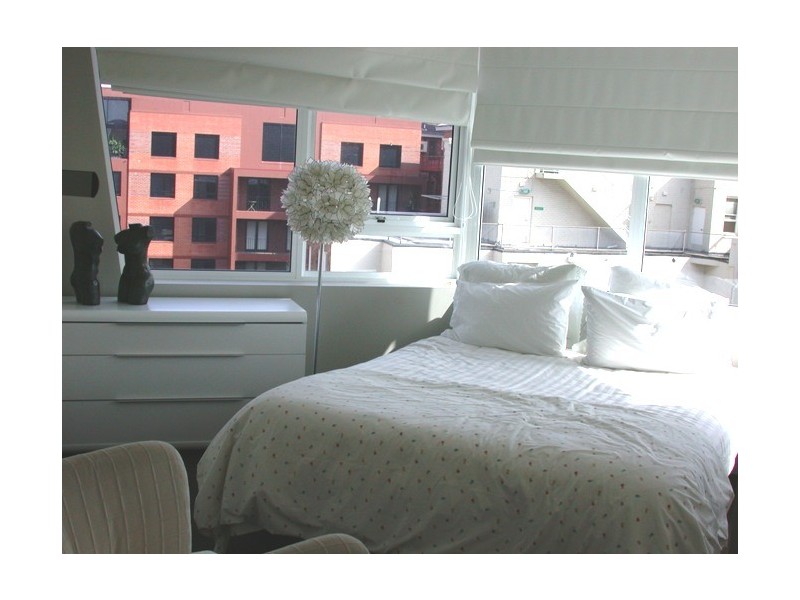 906/ 2A Elizabeth Bay Road, Elizabeth Bay NSW 2011