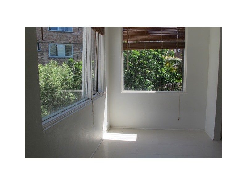 15/4 Barncleuth Square, Elizabeth Bay NSW 2011