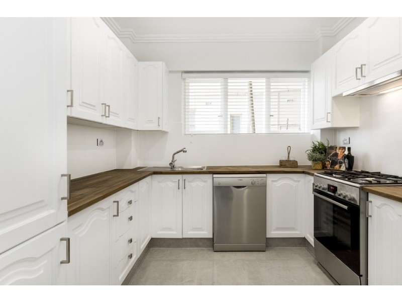 1-2/3 Elizabeth Bay Crescent, Elizabeth Bay NSW 2011