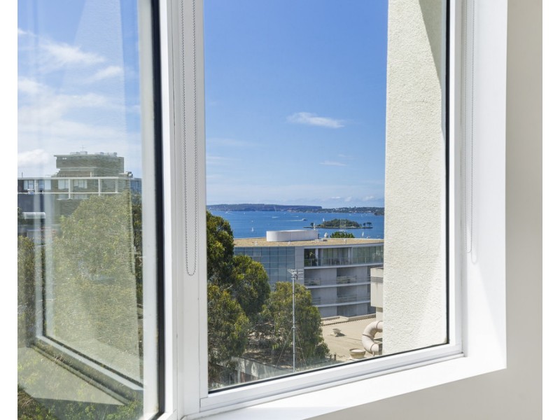 706/2A Elizabeth Bay Road, Elizabeth Bay NSW 2011