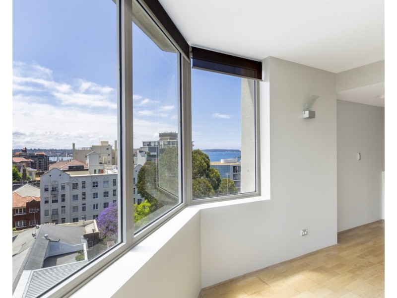 706/2A Elizabeth Bay Road, Elizabeth Bay NSW 2011