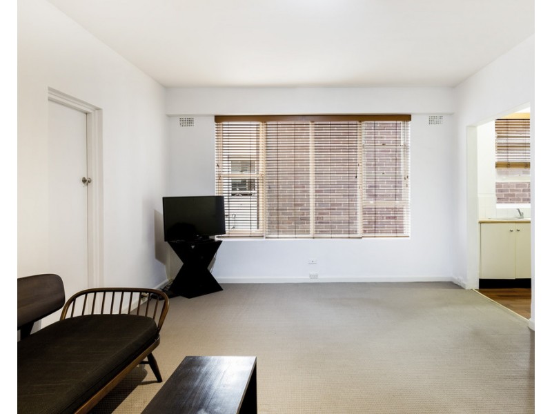 9/3 Barncleuth Square, Potts Point NSW 2011