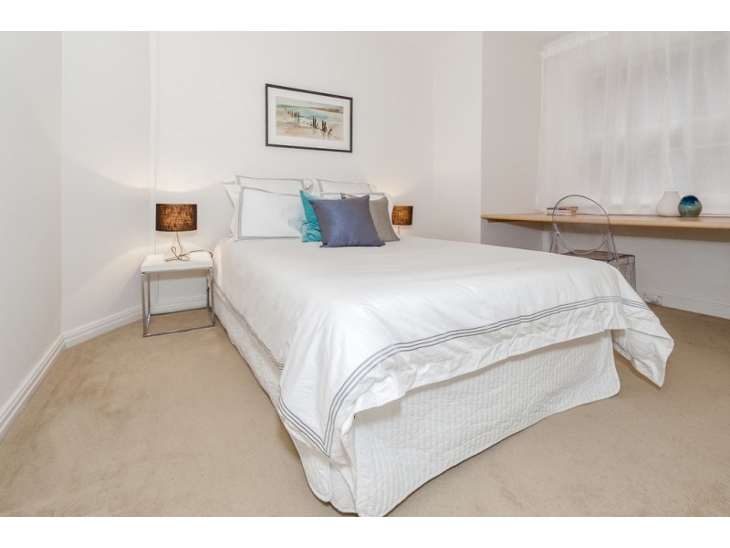 13/8 Onslow Avenue, Elizabeth Bay NSW 2011