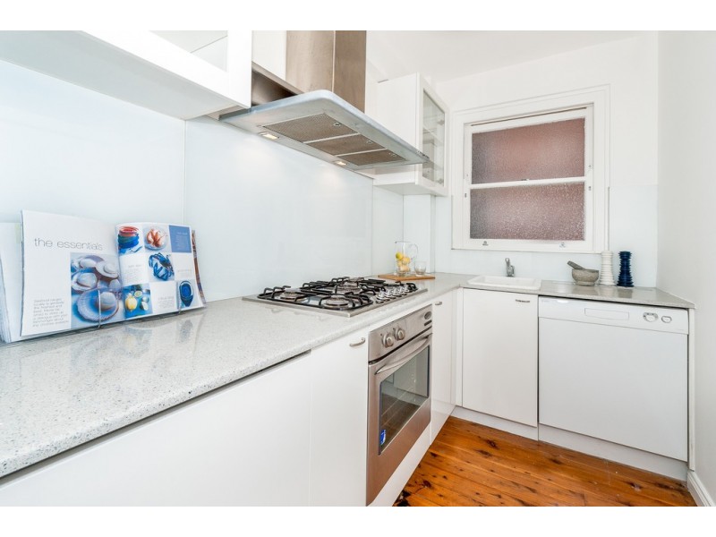 13/8 Onslow Avenue, Elizabeth Bay NSW 2011