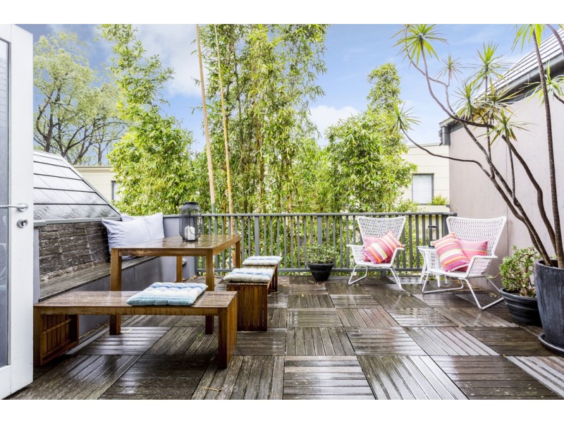 3/4 Holdsworth Avenue, Elizabeth Bay NSW 2011