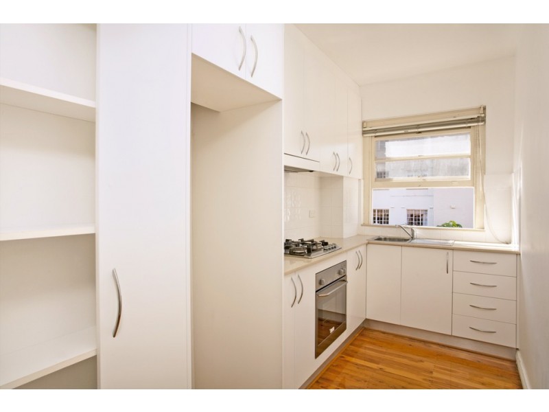 33/6-8 Ithaca Road, Elizabeth Bay NSW 2011