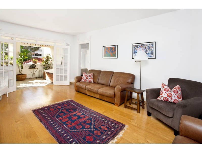 18/4 Ithaca Road, Elizabeth Bay NSW 2011