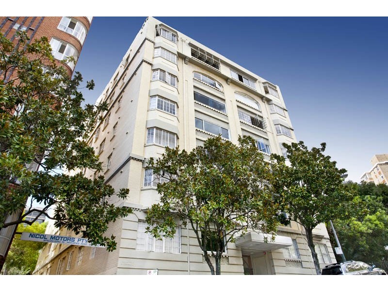 18/4 Ithaca Road, Elizabeth Bay NSW 2011